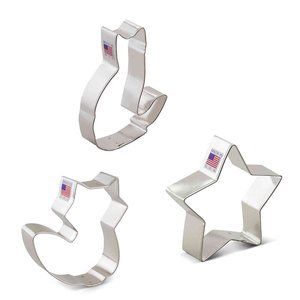 3 brand new Ann Clark Cookie Cutters: Cat . Star . Fox